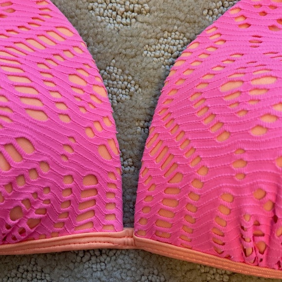 SO Orange triangle bikini top with pink overlay. S - Picture 3 of 7